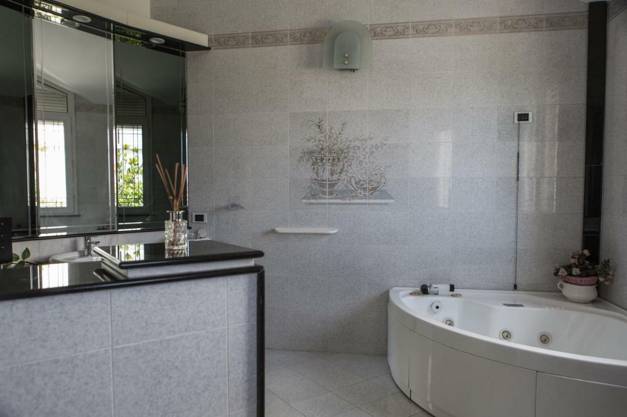 Vdl Luxury Villa Floridia Kültér fotó